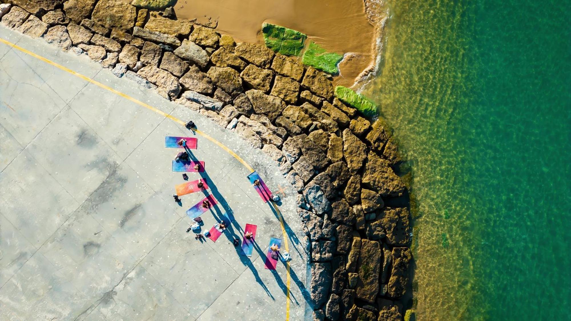 The Salty Pelican Yoga & Surf Retreat Ericeira Eksteriør billede